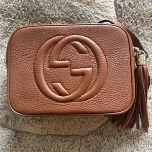 Gucci Tan Pebbled Calfskin Small Soho Disco Bag